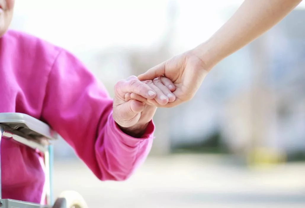 Holding hands | elderly patient